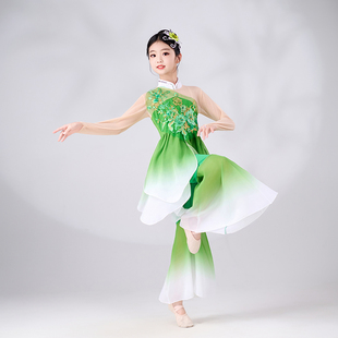 儿童女古典舞蹈服饰国风学生团体表演出扇子伞飞天茉莉花独舞绿装