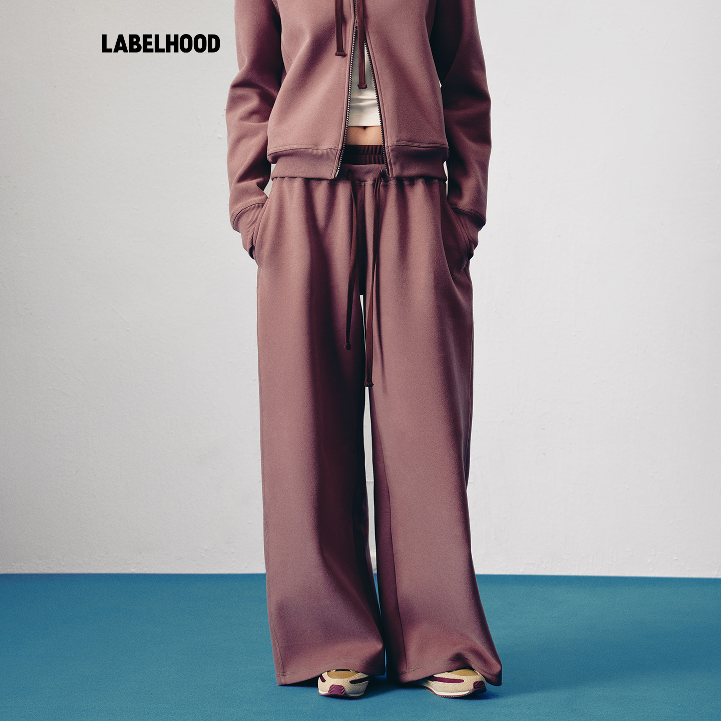 AAADxLABELHOOD氧气绒松紧腰卫裤