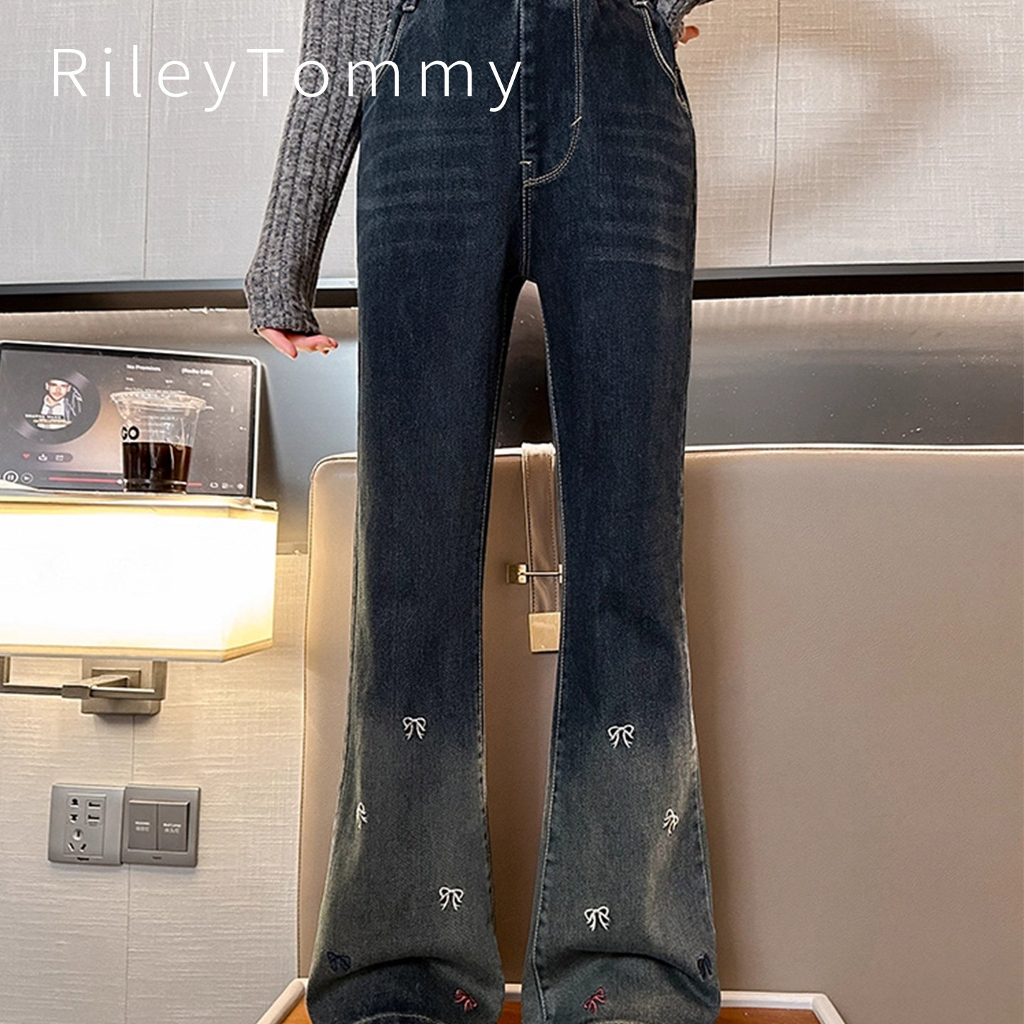 英国RileyTommy儿童渐变绣花喇叭裤春秋新款2025修身弹力女牛仔裤