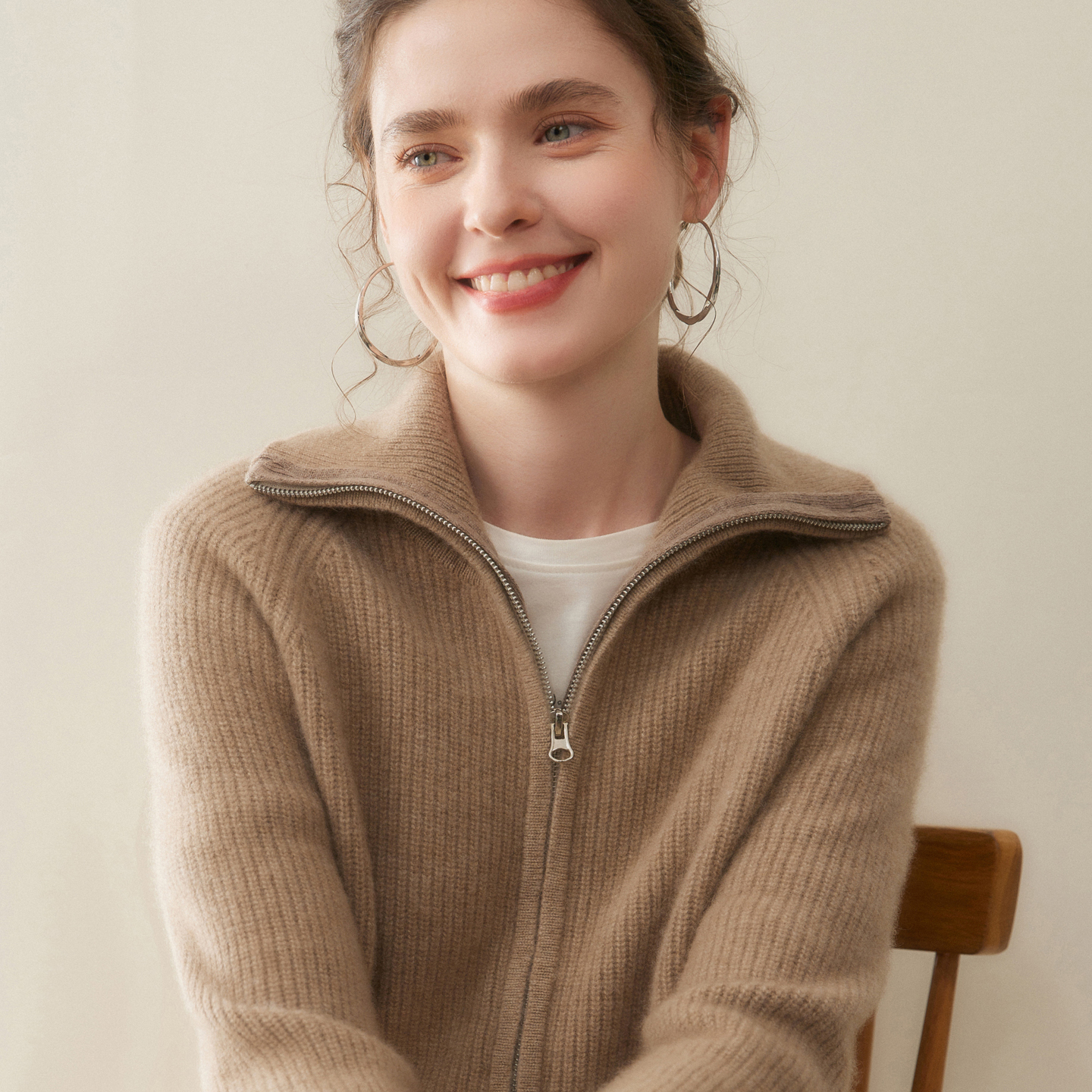 翻领羊绒开衫女针织毛衣外套