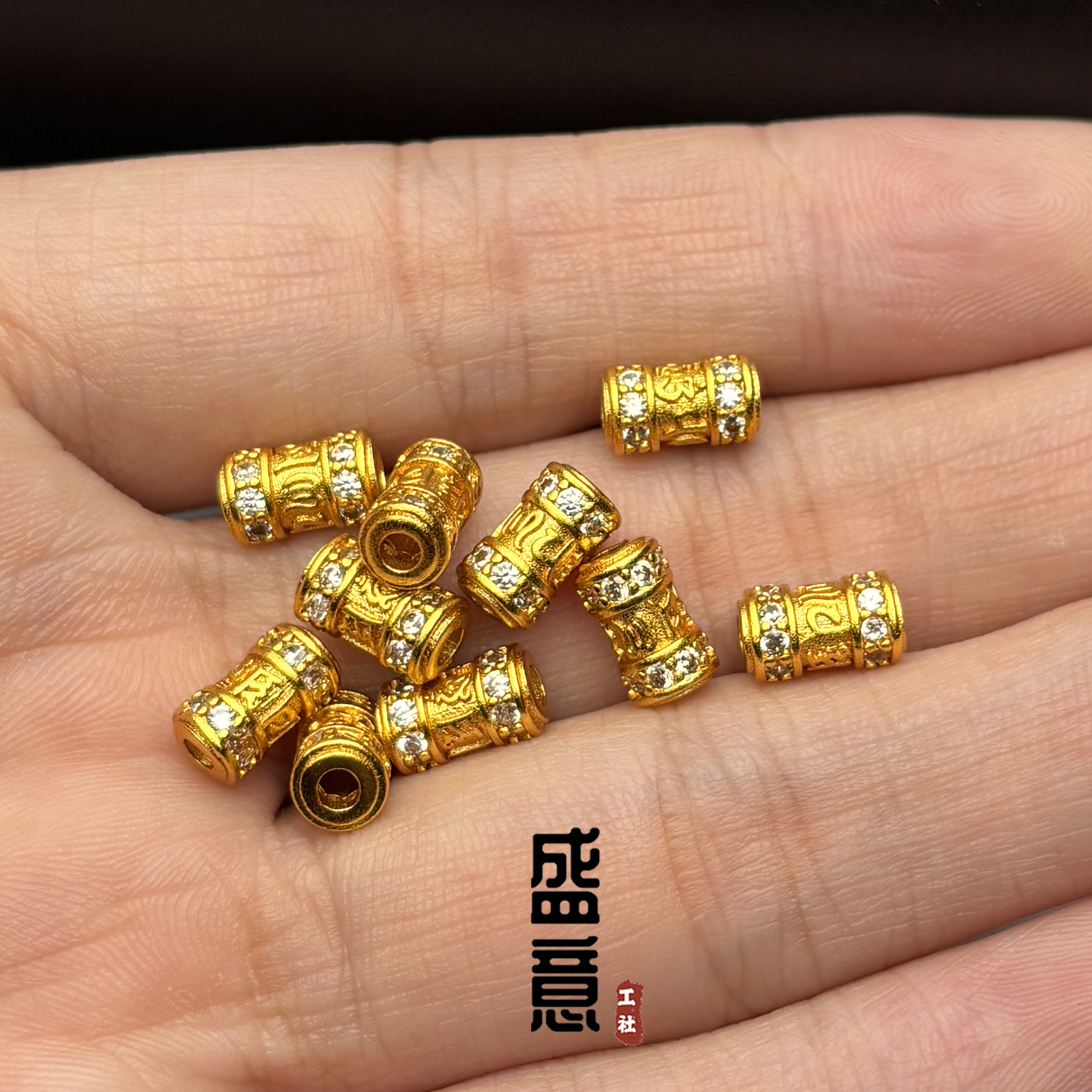 古法24K工艺黄金色镶钻六字真言桶珠弟子珠隔珠手串diy配珠配饰