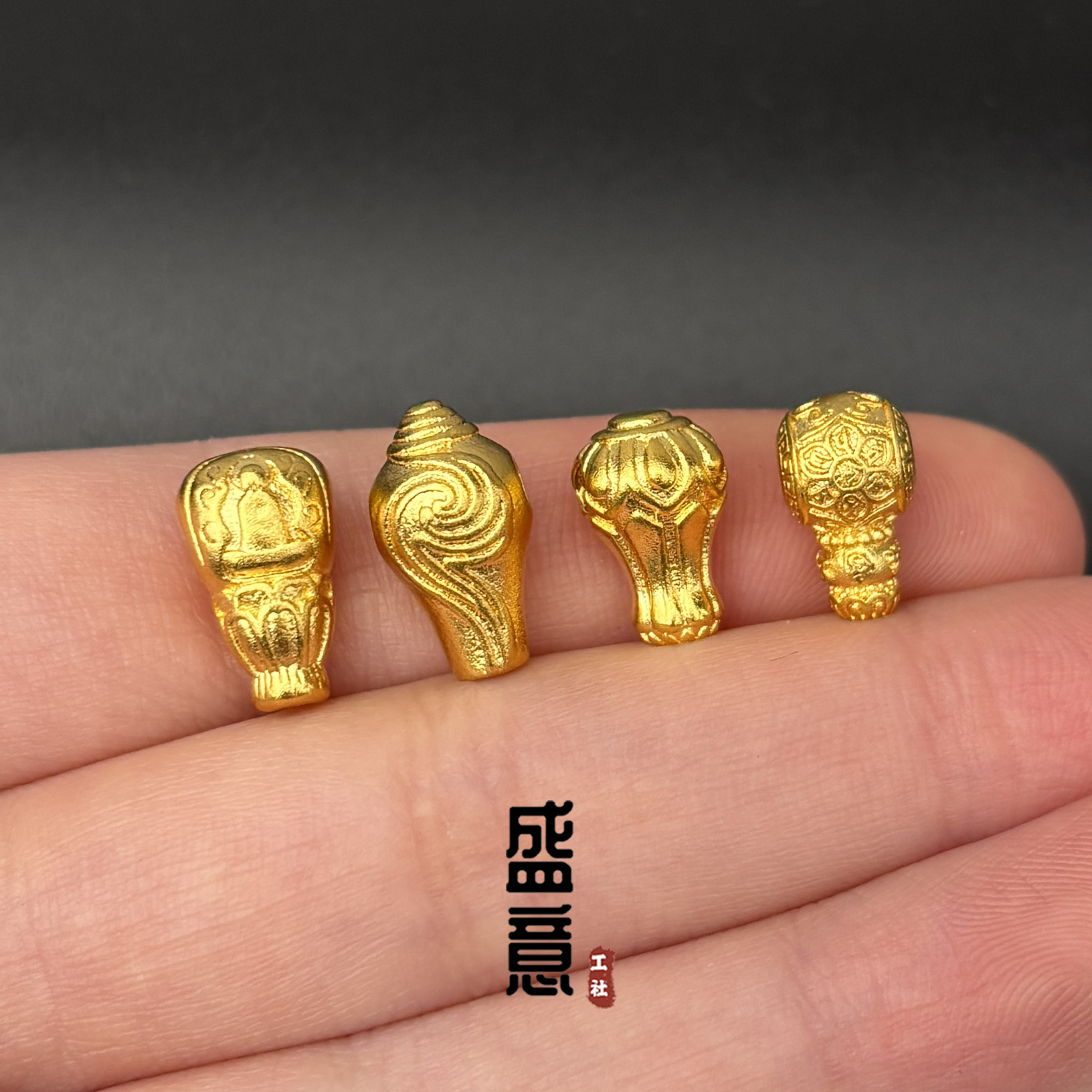 古法24K工艺黄金色无相佛六字真言莲花三通隔珠吊坠佛珠手串配饰