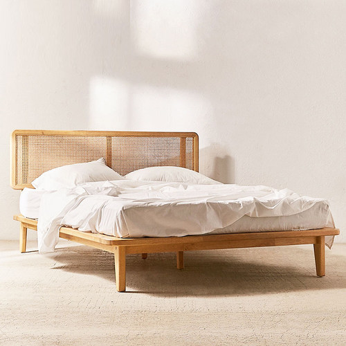 经济型东南亚卧室现代实木藤床