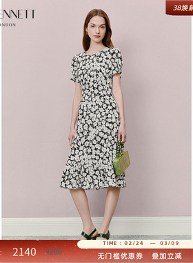 LK BENNETT黑色连衣裙2025年夏新款圆领泡泡袖收腰显瘦荷叶边裙摆