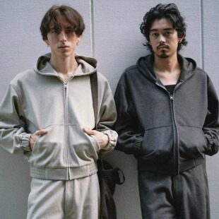 Retro R21 舒适慵懒磨毛感面料拉链连帽帽衫