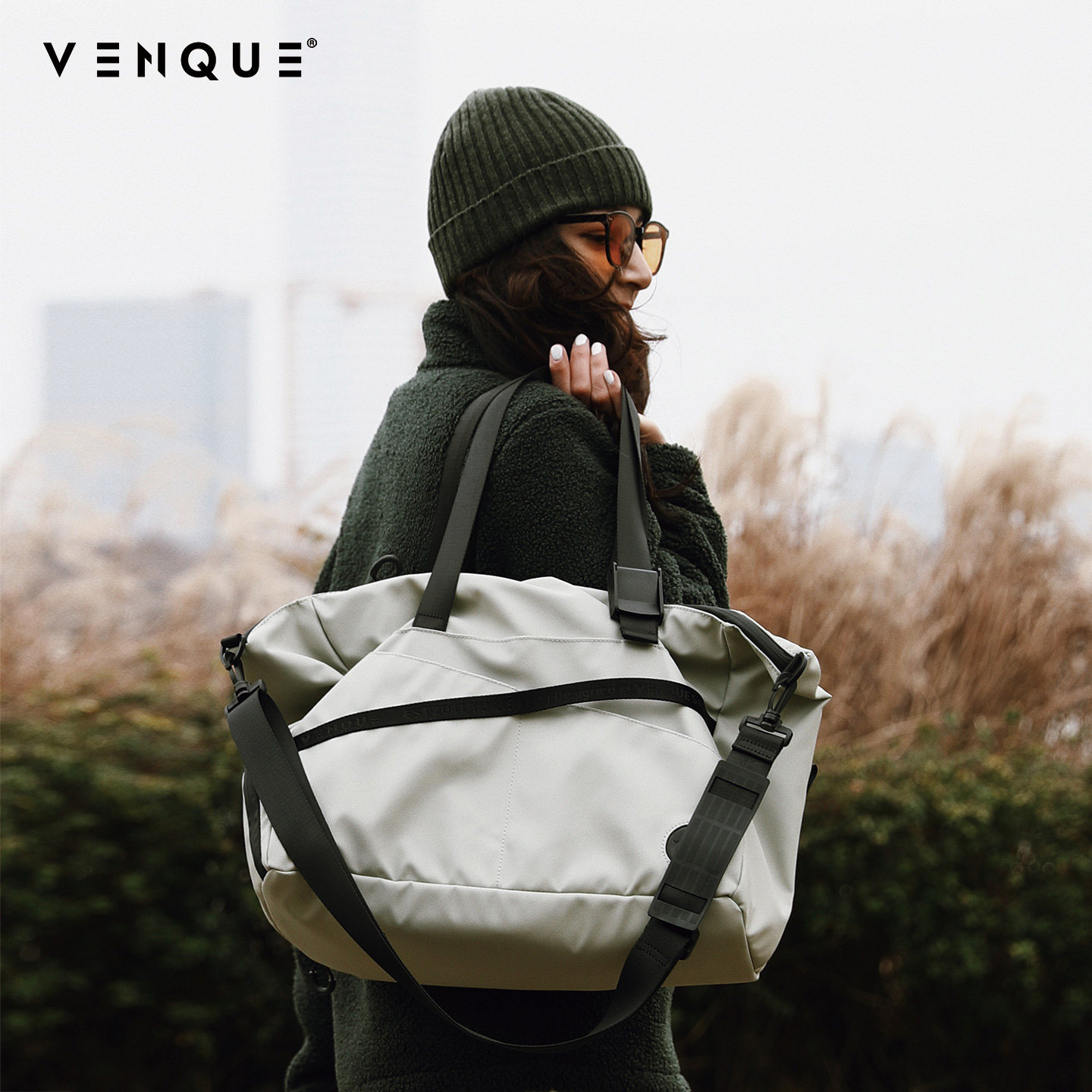 VENQUE范克运动健身包干湿分离鞋仓旅行包男运动包女斜挎旅行背包