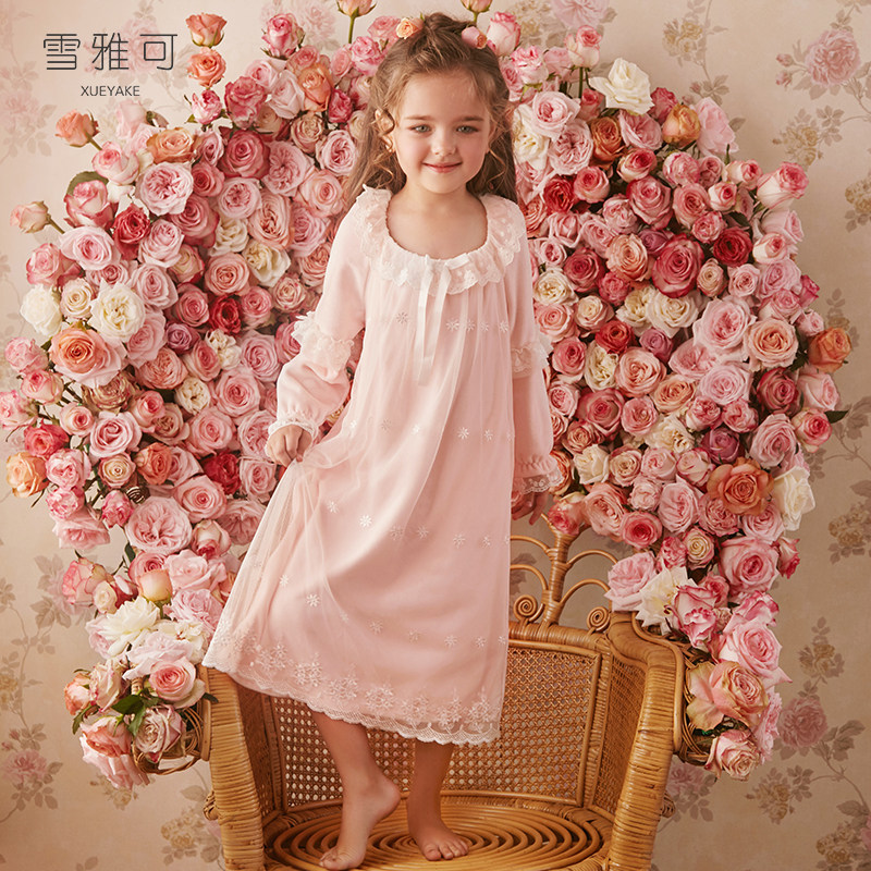 Jacob girl Coral Velvet pajamas winter thickening keep warm children princess Lace Flannel have more cash than can be accounted for Nightdressin the Children/Baby/Family fitted , Children tracksuit , Home skirts/Lingerie  category - from Buy2taobao.com to provide professional Taobao agent buy service