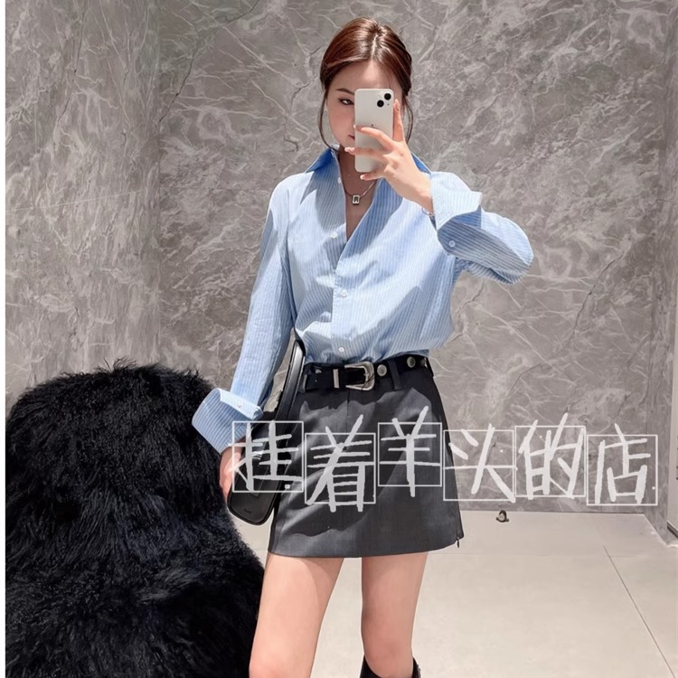【羊家】清爽又帅气！时髦M0~宽松男友风蓝白条纹长袖衬衫 女