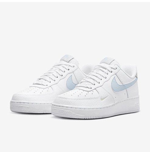 Nike Air Force 1 防滑耐磨低帮板鞋女款 HF0022-100