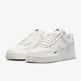 Nike Air Force 1 '07 ESS TRK3 低帮板鞋女款 HF1058-133