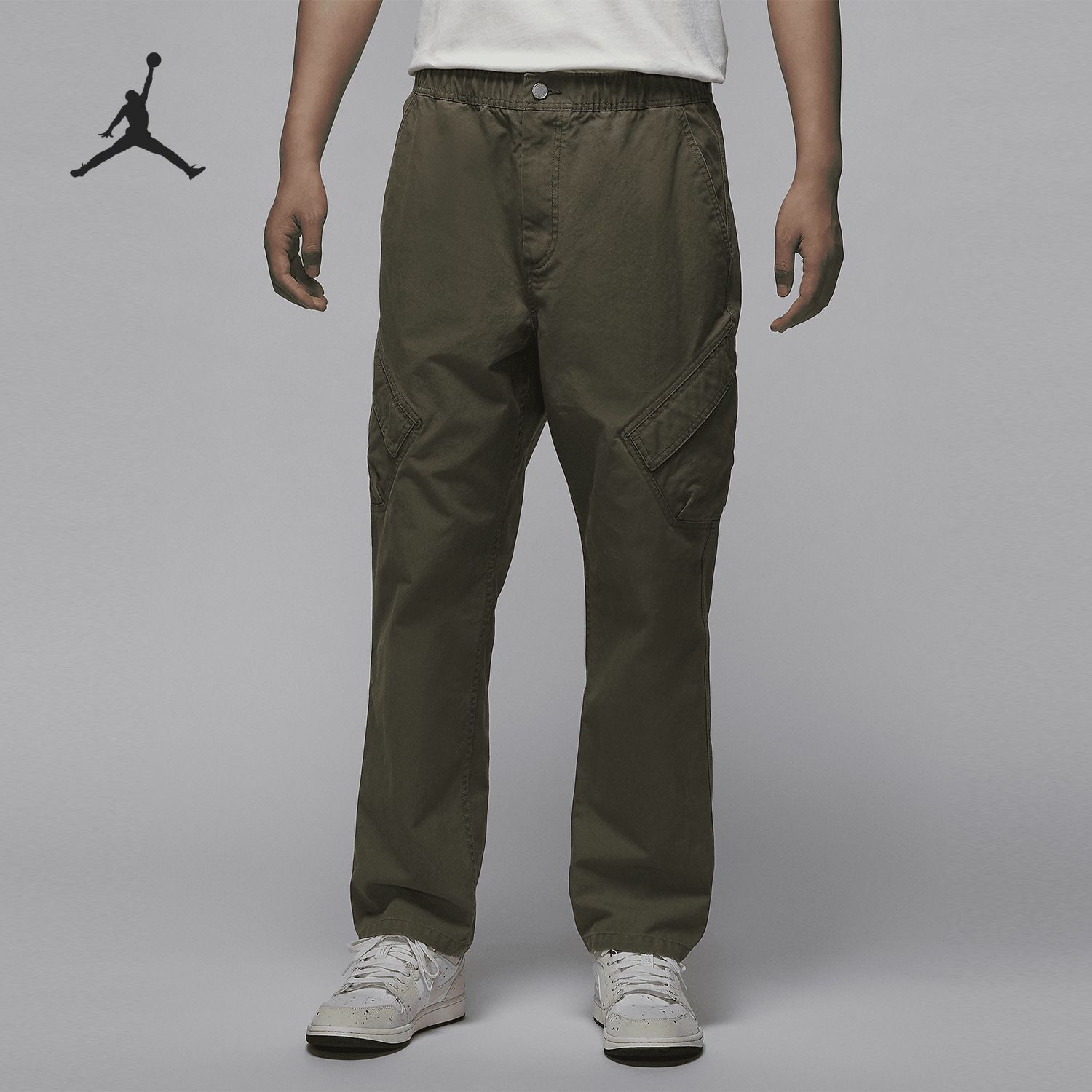 Nike 纯色时尚舒适运动直筒多口袋户外休闲裤男款 HF7844-222