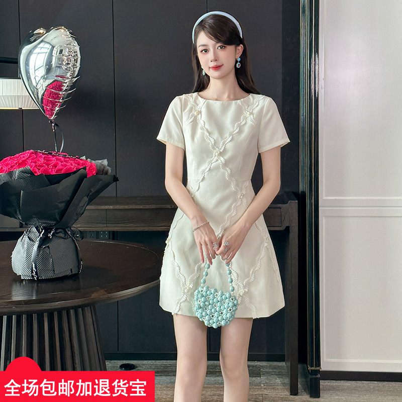 2025夏季新款女装法式千金风设计感白色礼服裙短袖连衣裙21726