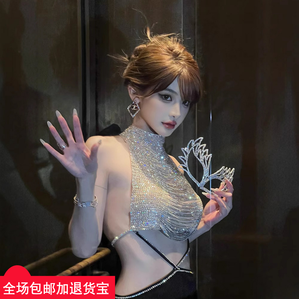 2025夏季新款纯欲风重工挂脖露背晚礼服黑色气质显瘦修身连衣裙