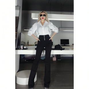 长裤 AOAOMISSSHOP鳌鳌家 高腰5粒扣纯黑牛仔喇叭裤 收腹 不易掉色