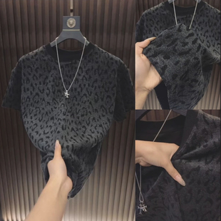 2026夏季新款复古豹纹风短袖T恤男圆领轻奢百搭欧美潮流打底上衣