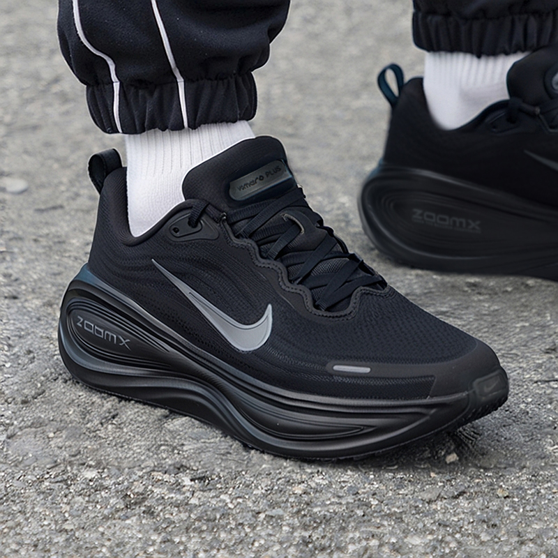 耐克NIKE官方正品男鞋25冬季新款vomeroplus运动鞋黑色轻便跑步鞋