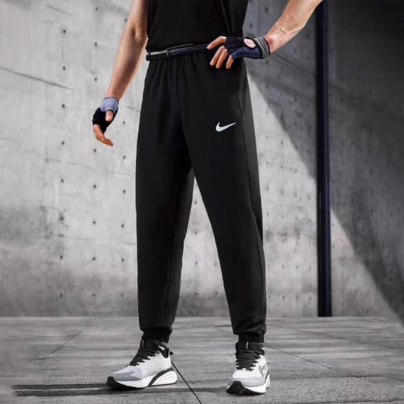 运动休闲商场同款