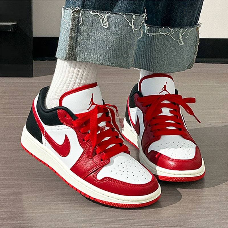 NIKE耐克官网女鞋2025冬季新款AJ1女款本命年红色婚鞋运动鞋板鞋,运动鞋new,运动休闲鞋,淘宝优惠券,粉丝福利购,淘宝优惠卷