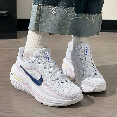 NIKE耐克厚底女鞋AIR WINFLO 12运动休闲鞋软底跑步鞋HV9273-003