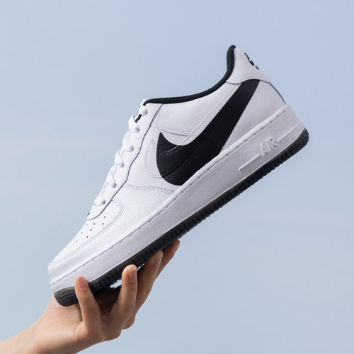 运动休闲商场同款