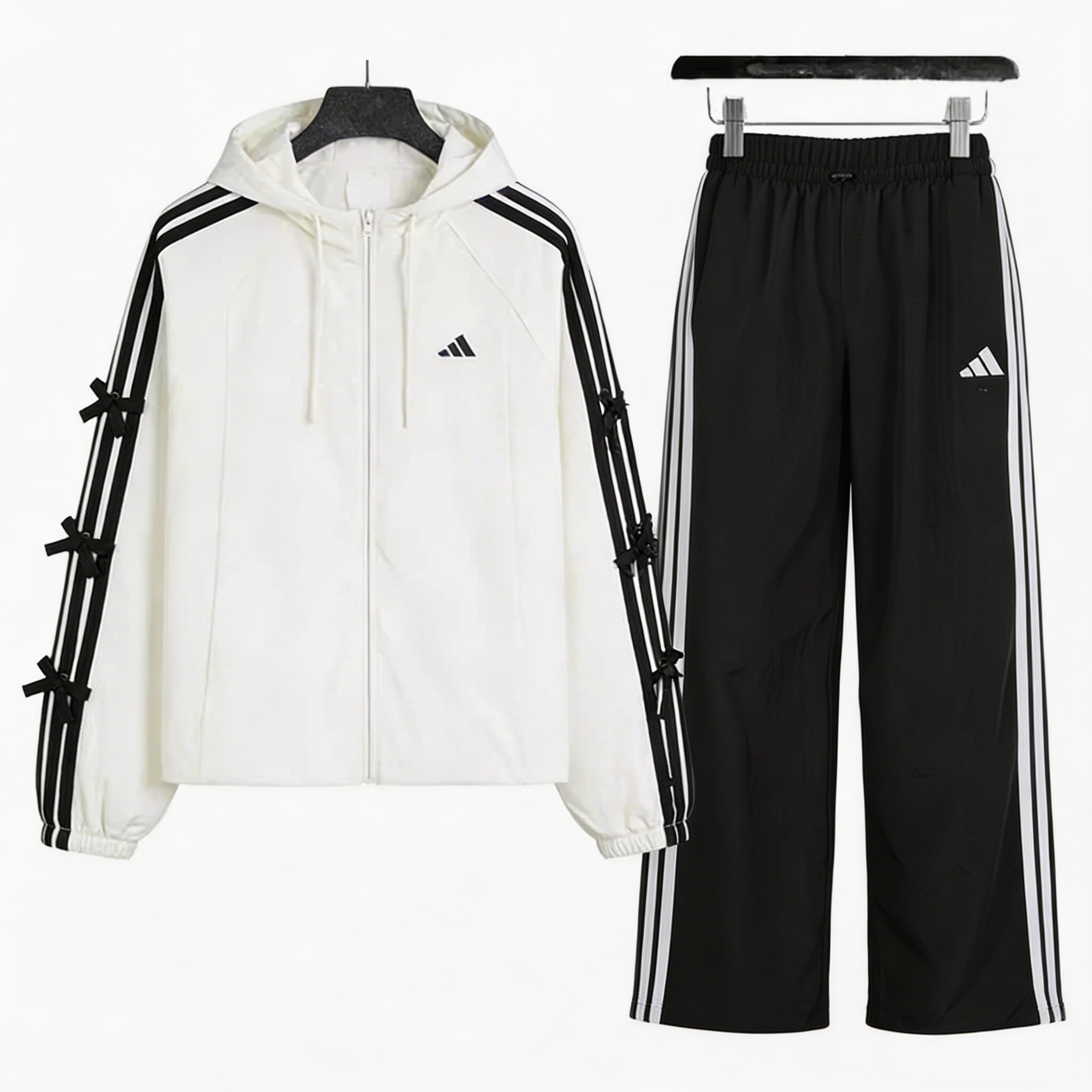 adidas三条纹女子运动套装宽松休闲外套长裤两件套阿迪达斯运动服