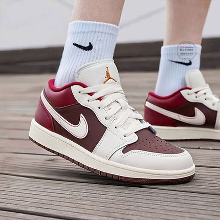 Jordan耐克官方板鞋AJ1 LOW SE新年系列大童鞋女鞋运动鞋女IR7600