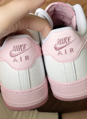 Nike耐克Air Force 1粉白草莓牛奶AF1空军一号低帮板鞋FV5948-100