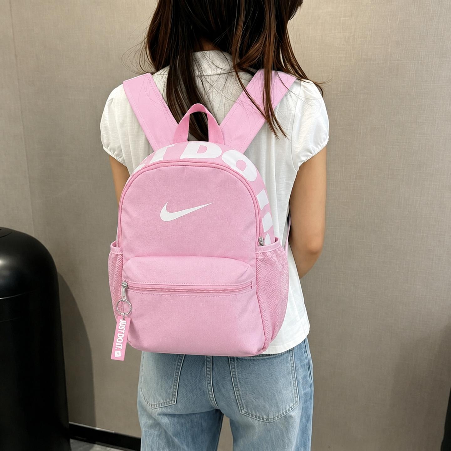Nike耐克学生书包轻便双肩包图片
