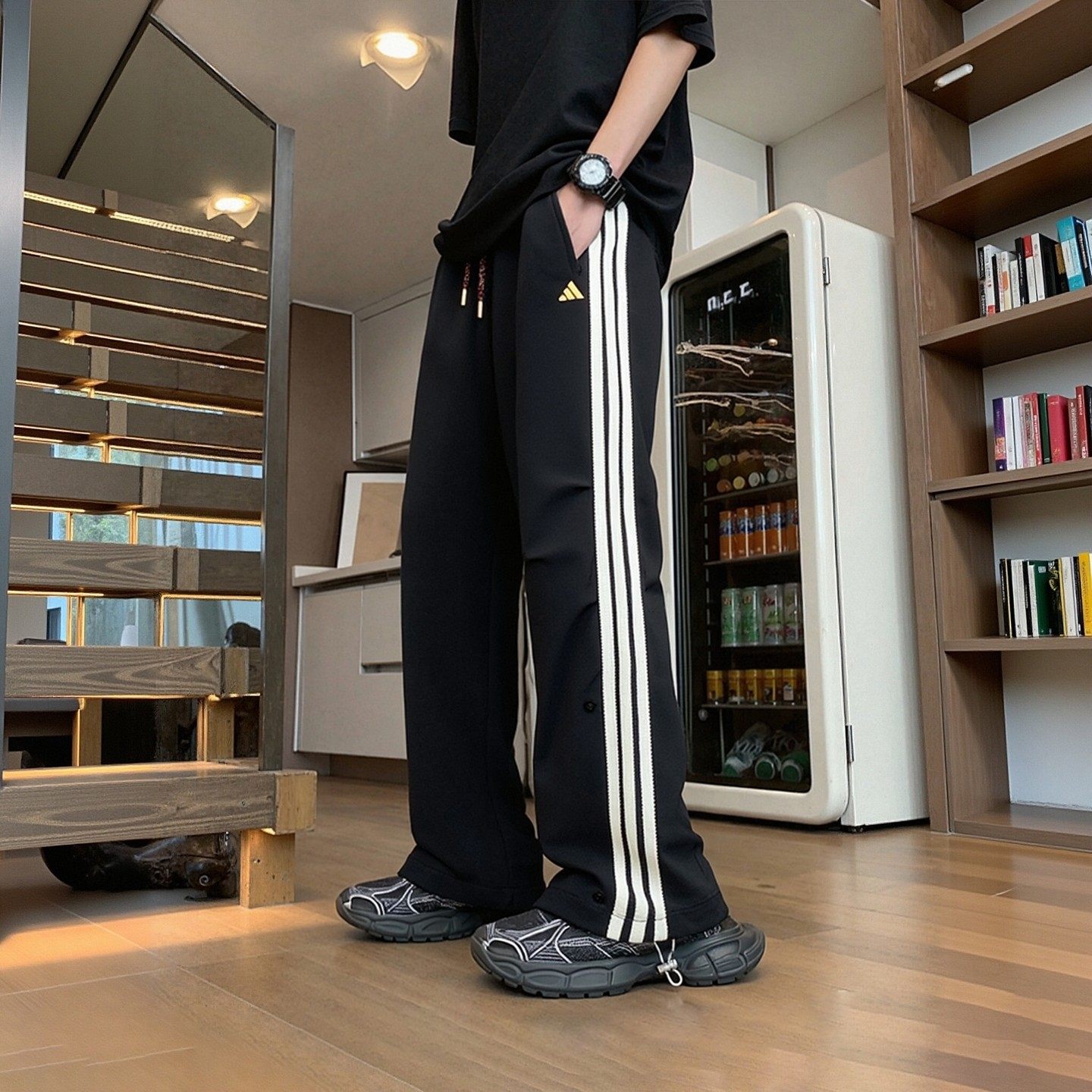 Adidas阿迪达斯黑色马年本命年新年款长裤下装男款直筒长裤KR3077,运动服/休闲服装,运动长裤,淘宝优惠券,粉丝福利购,淘宝优惠卷