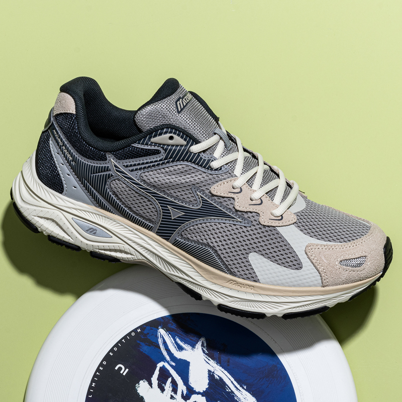 美津浓男鞋女鞋缓震透气