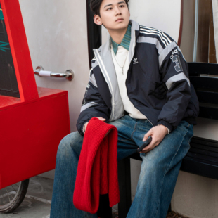 Adidas男款黑灰撞色羽绒夹克PUMA白色长袖卫衣两件套圣诞男友套装