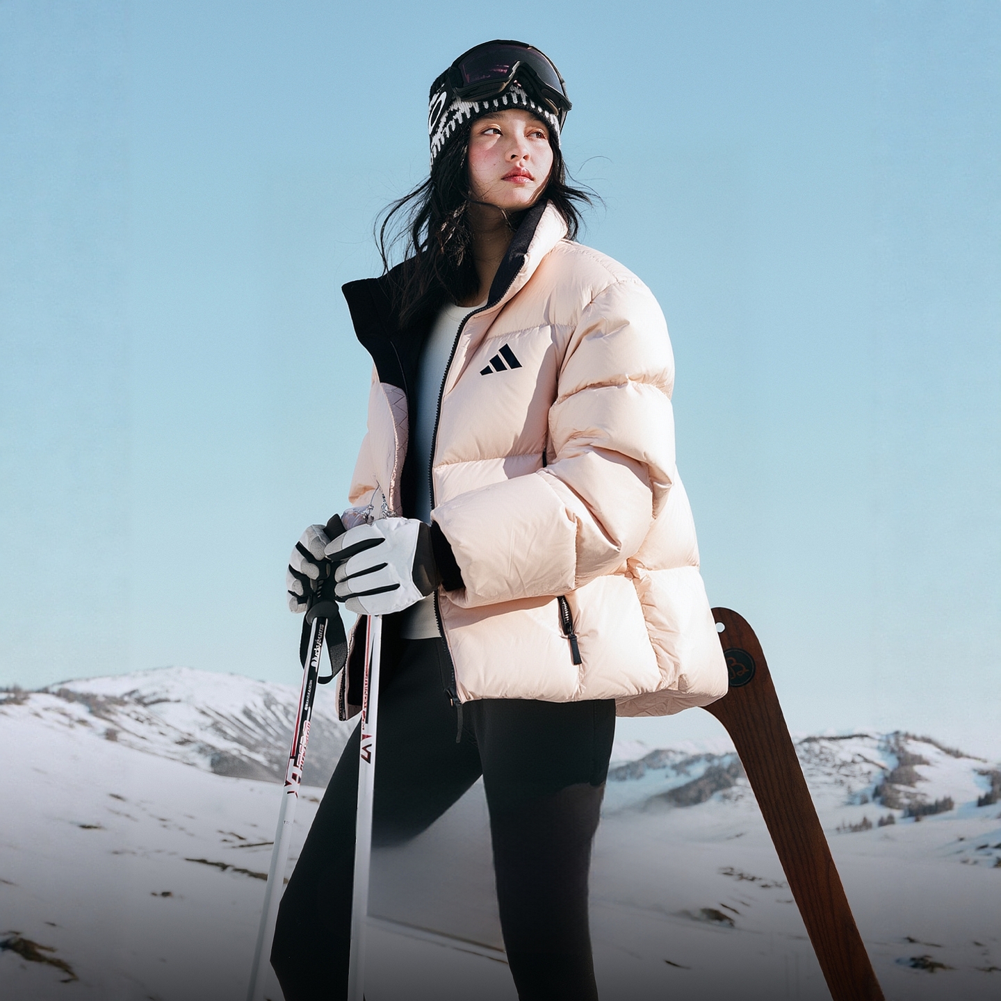 阿迪达斯短款立领羽绒服女装2025冬季新款运动防风保暖外套KQ5507