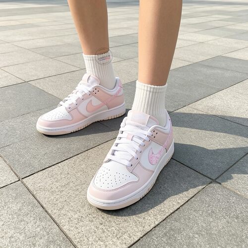 NIKEDunkLow新款樱花粉板鞋