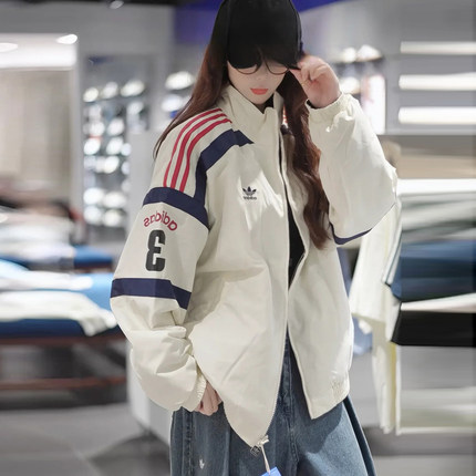 Adidas三叶草男子 时尚拼接字母可双面穿运动棉服 KC0094 KC0093