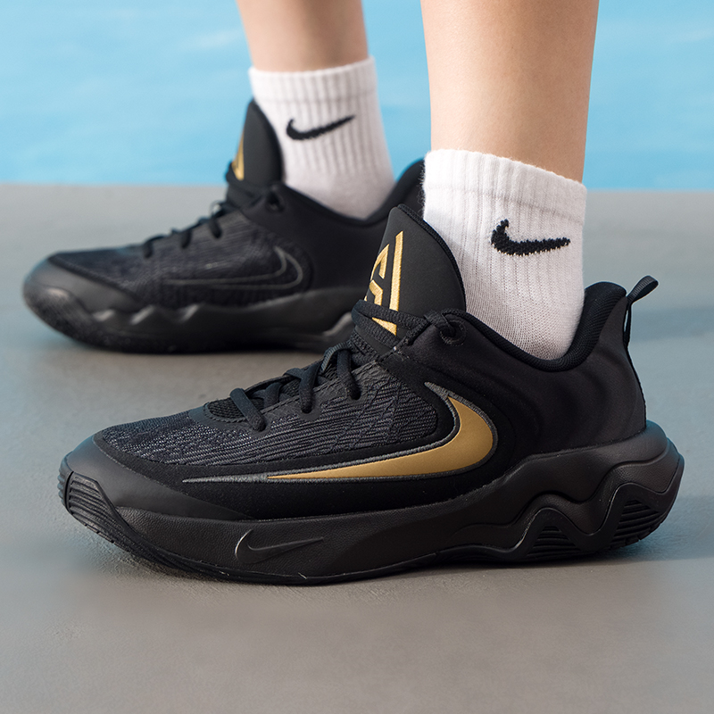 NIKE耐克女鞋2025冬季新款IMMORTALITY 4大童倒勾运动鞋子篮球鞋