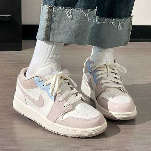 NIKE耐克官方低帮板鞋女鞋2026新款AJ 1休闲运动鞋大童鞋IV3219