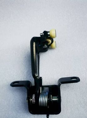 奔驰威霆W447W448V260V300电动中门滑轮中门绞链全新品牌