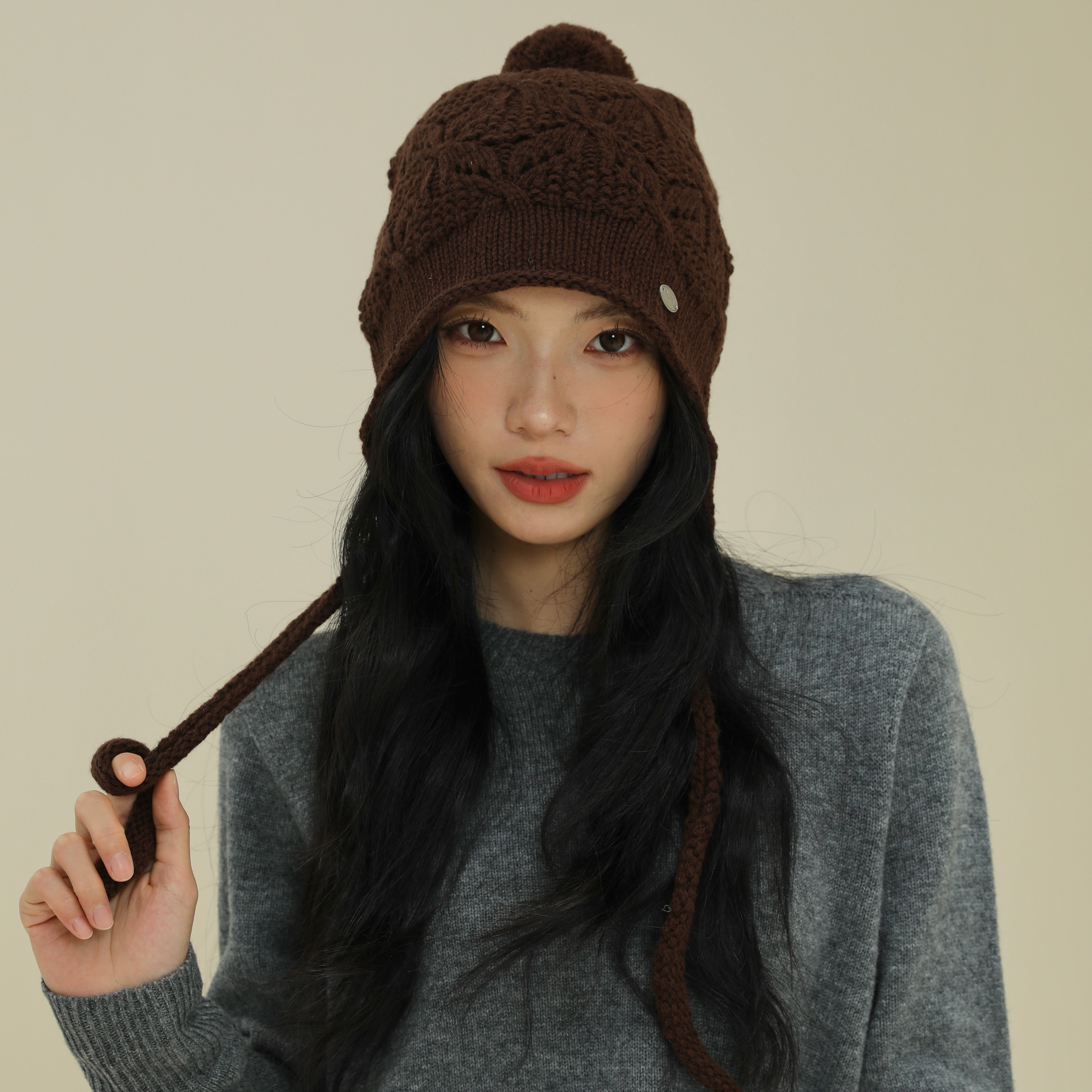 精致绣花～韩国轻奢100%绵羊毛针织帽护耳保暖女冬百搭显脸小帽子