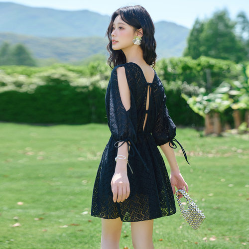 2025新款泳衣女分体三件套保守遮肚显瘦性感韩国ins风泡温泉泳装