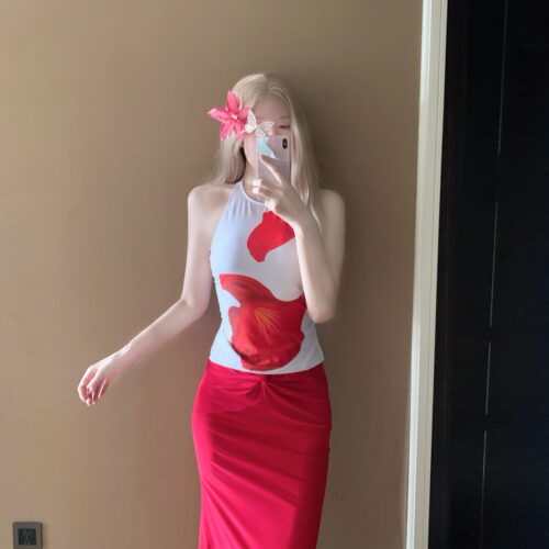 露思高级感花瓣印花比基尼女温泉