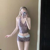 AYSTUDIO泳衣女高级感2026新款 分体辣妹复古V领格纹挂脖度假温泉