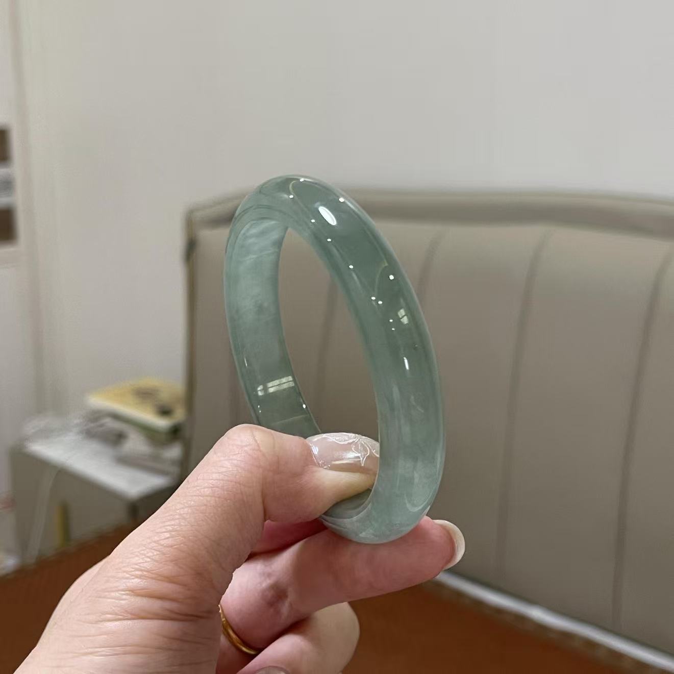 玉长情【星眸湛然】缅甸翡翠高冰透种女款油青玉手镯子步离镯处理