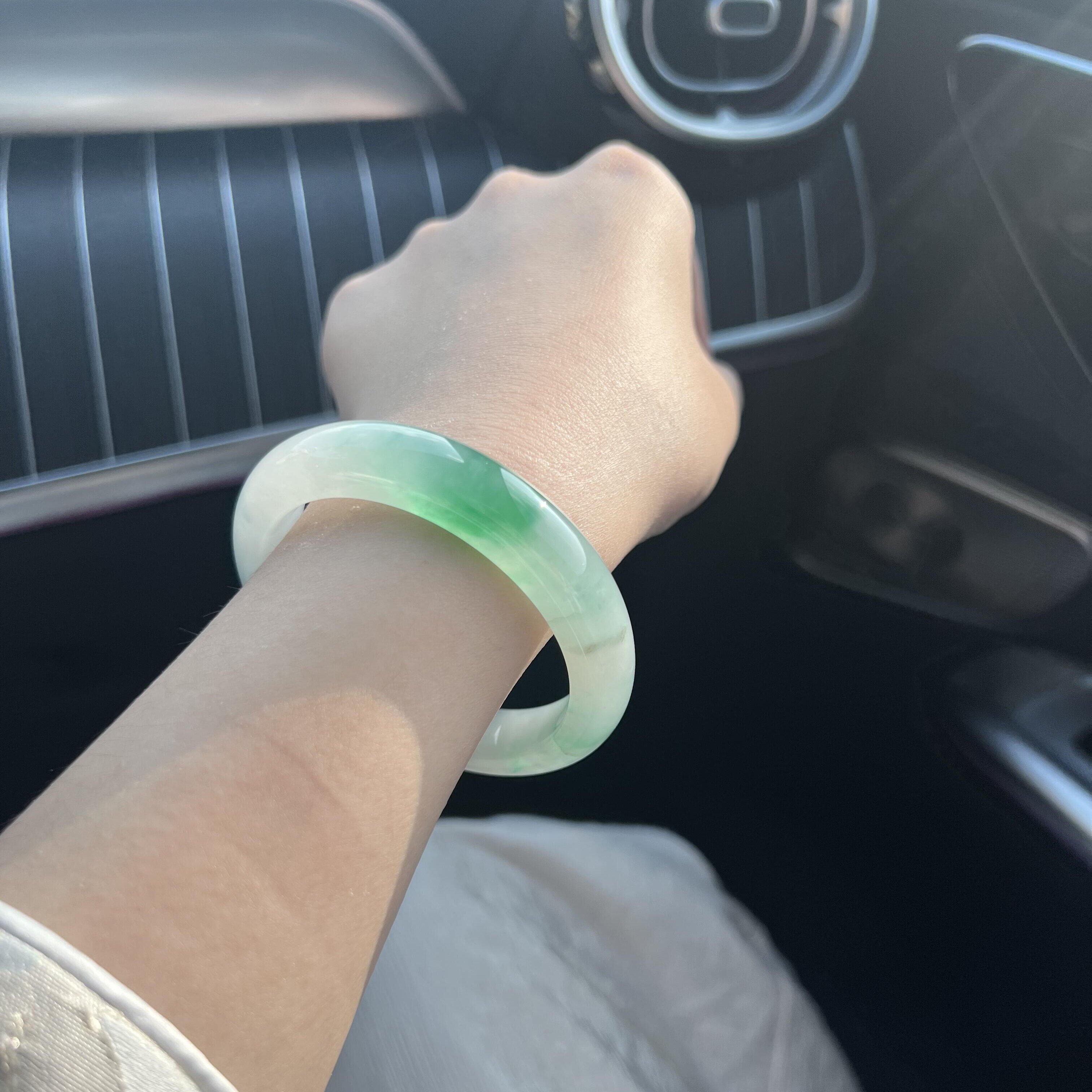 玉长情高端缅甸冰种冰透翡翠飘花手镯子缅甸半山半水阳绿女款处理