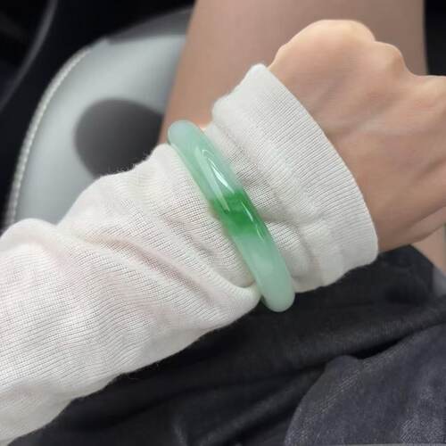 玉长情【烟峰蕴玉】高端缅甸翡翠糯冰种白底青一抹绿飘花玉石处理