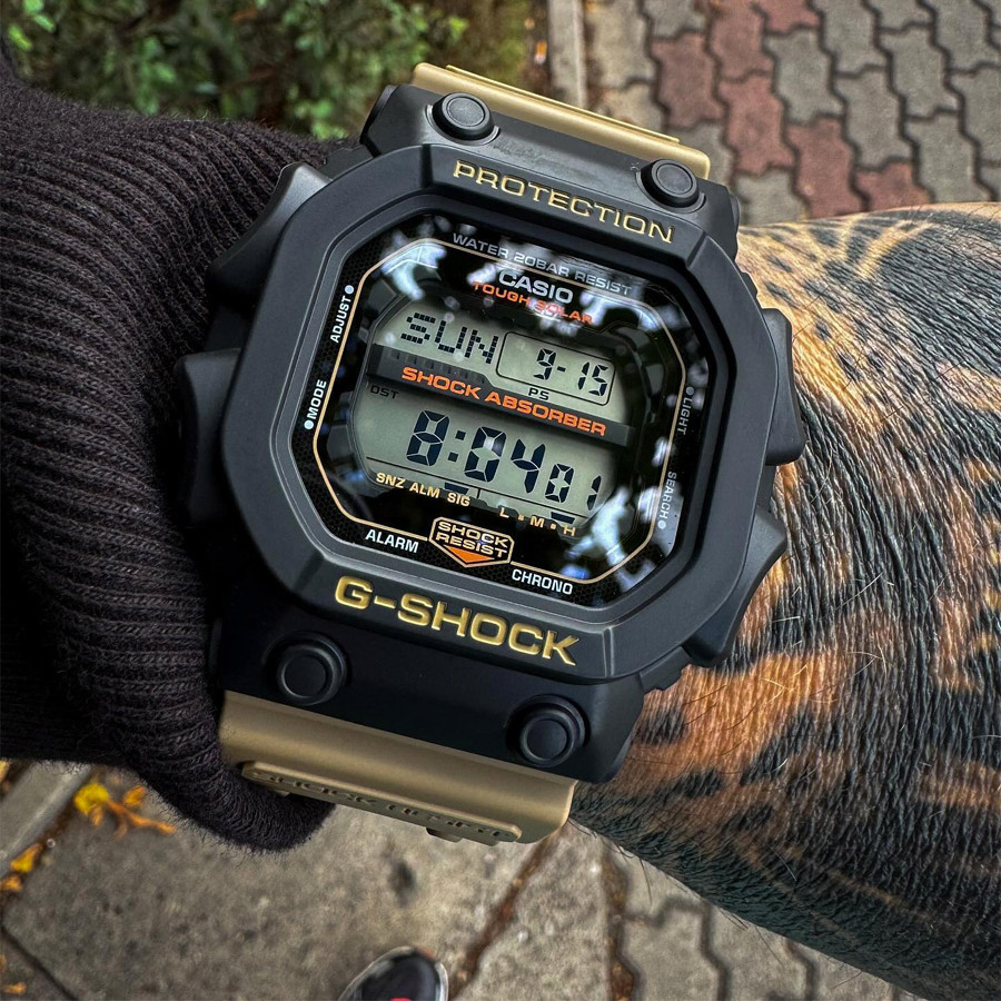 卡西欧G-SHOCK太阳能卡其色大只佬巨G方块运动手表男GX-56TU-1