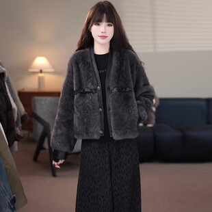 毛毛外套女士2026新款今年流行爆款冬季小个子超火减龄高级感大衣