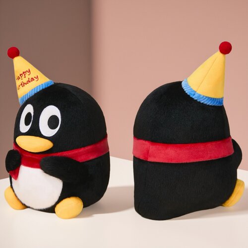 QQ企鹅生日帽毛绒抱枕公仔
