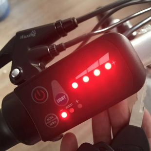 全新上海凤凰电动车F1东方一号A3电池瓶三轮车电机控制器仪表配件