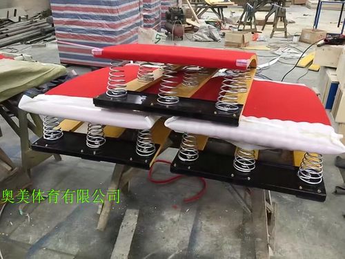 助跳板成人儿童防滑空翻助跳器材训练弹跳田径武馆专用起跳助踏板