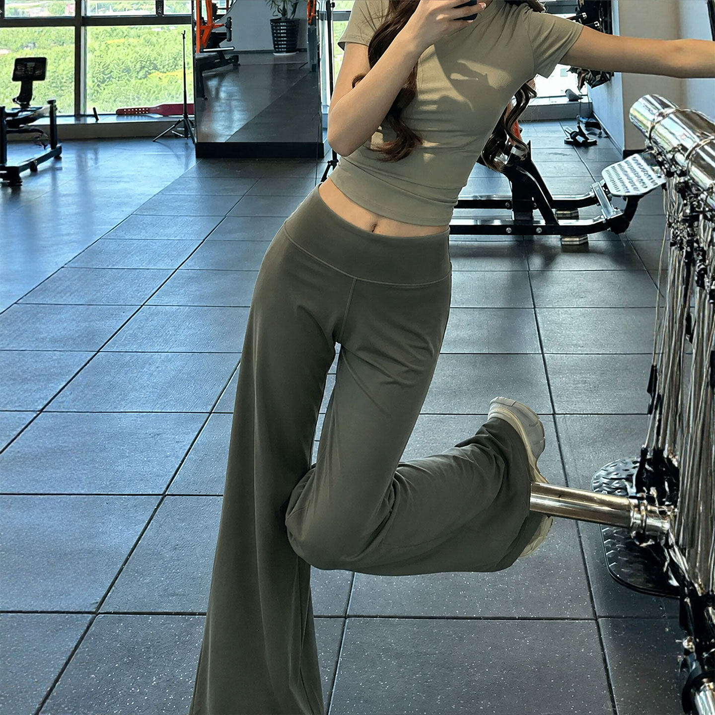 速干瑜伽阔腿裤女2026新款夏季薄款垂感宽松直筒小个子黑色运动裤